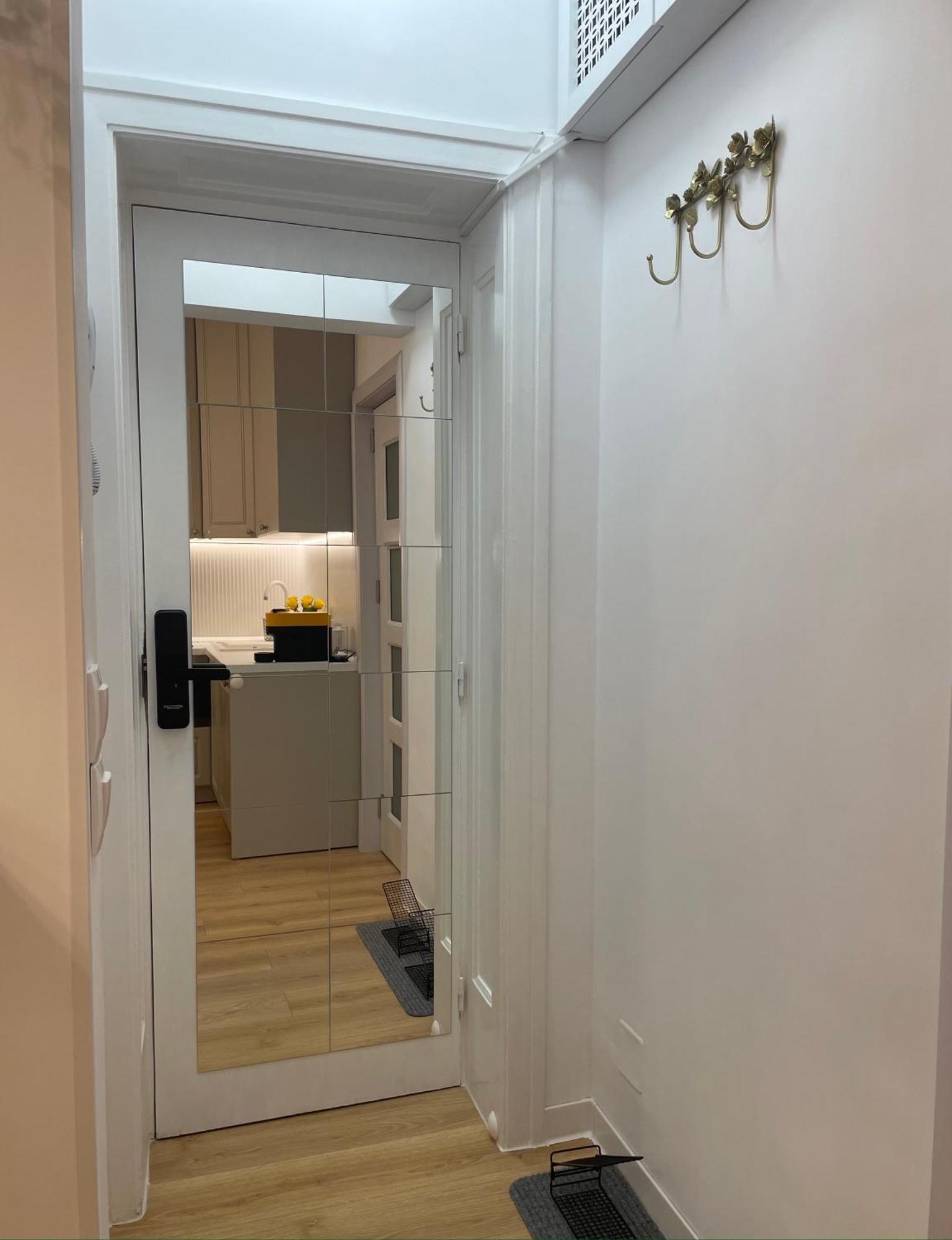Studio Alice Romana Square Apartment Bucureşti Exterior foto