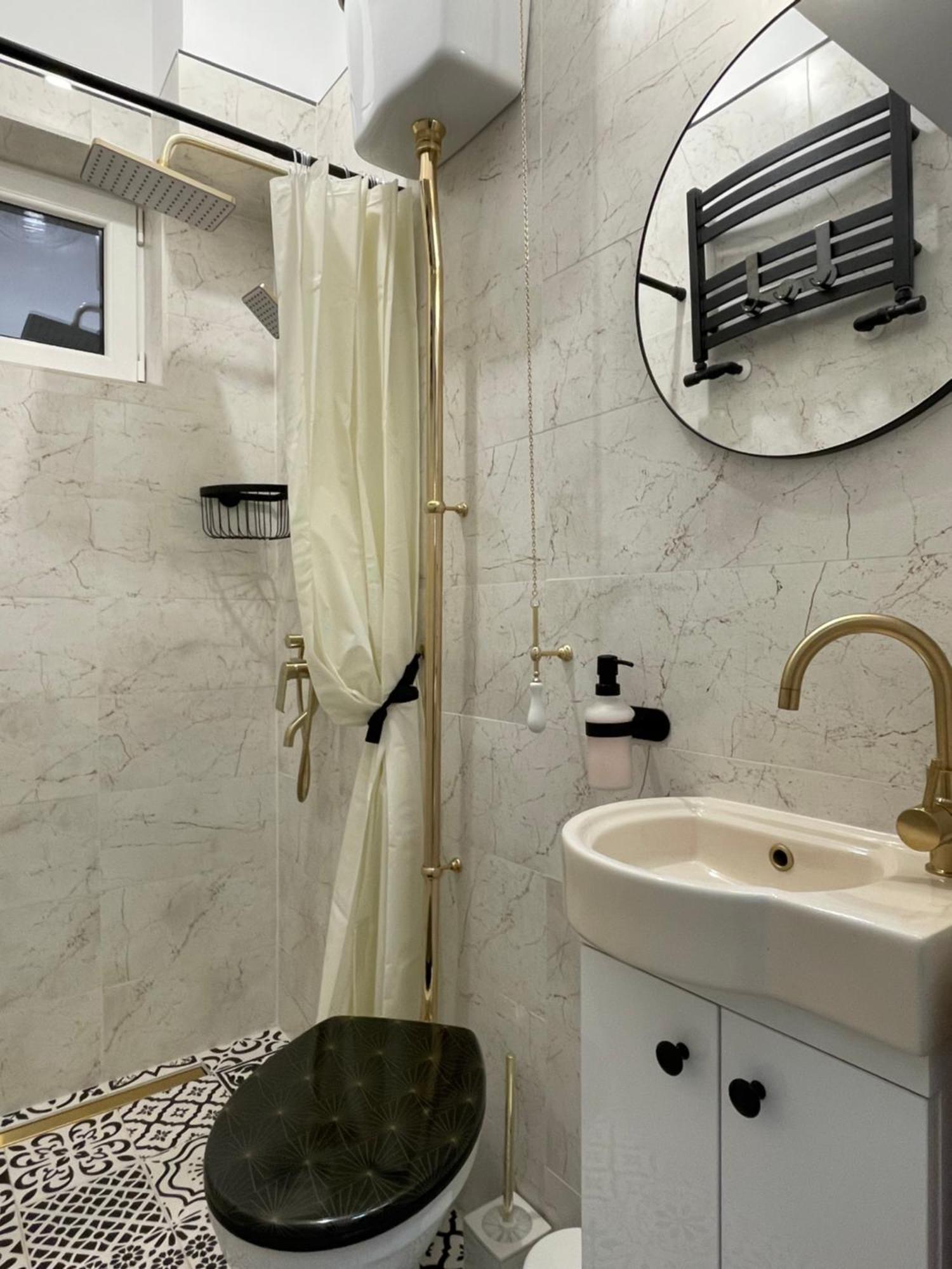 Studio Alice Romana Square Apartment Bucureşti Exterior foto
