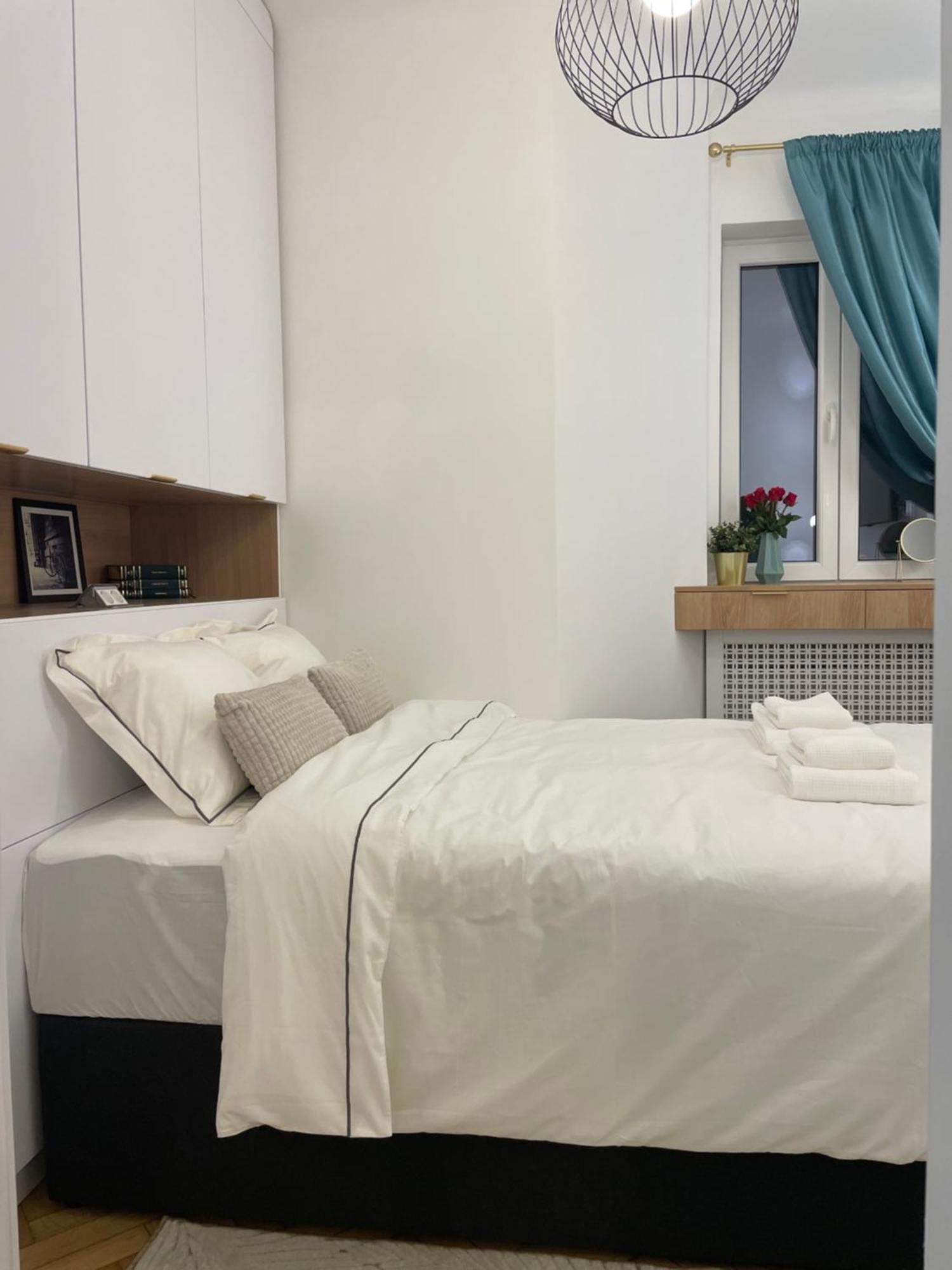 Studio Alice Romana Square Apartment Bucureşti Exterior foto